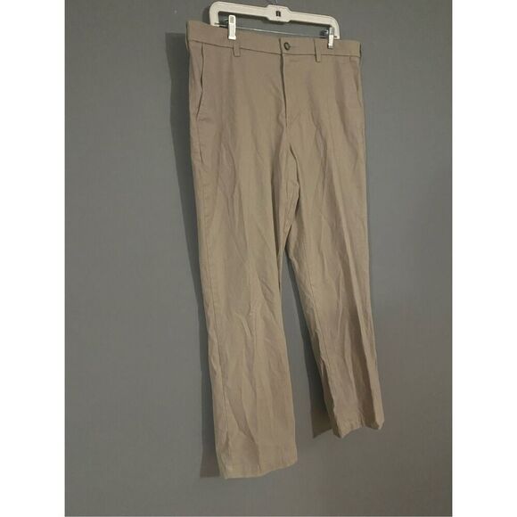 Croft and Barrow Mens Khaki Pants Easy Care Classic Fit Beige Size 38 By 32 - Picture 3 of 6